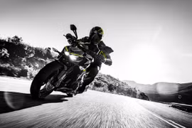 Chiêm ngưỡng phiên bản đặc biệt Kawasaki Z1000 R Edition mới