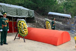 Gấp rút bảo vệ mộ Đại tướng Võ Nguyên Giáp trước siêu bão Hải Yến