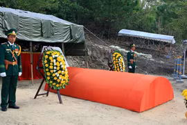 Gấp rút bảo vệ mộ Đại tướng Võ Nguyên Giáp trước siêu bão Hải Yến