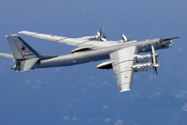 3 tiêm kích Nhật bám theo 2 máy bay ném bom Nga hơn 7 tiếng