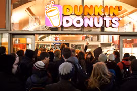 Xuất hiện làn sóng các hãng ăn nhanh đổ bộ vào Việt Nam