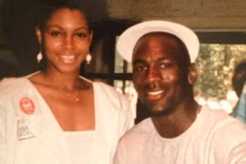 Huyền thoại bóng rổ Michael Jordan bị tình cũ khởi kiện