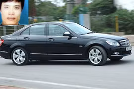Cướp xe Mercedes, đòi nợ tiền tỷ