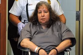 Vợ chồng loạn luân, hiếp dâm con nuôi