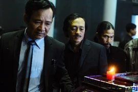 Nghệ sỹ nhòe nước mắt, tiễn biệt "ông trưởng thôn" Văn Hiệp