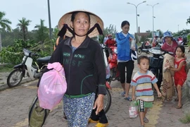 Đưa tin về bão Hải Yến, một nữ phóng viên tử nạn