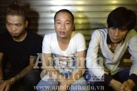 Giấu ma túy đá trong mũ, đi taxi vẫn không qua mắt được 141