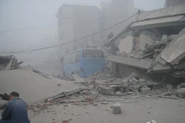 Tứ Xuyên rung chuyển vì động đất, 47 người chết