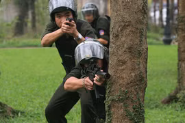 Các tay máy Công an kể chuyện nghề