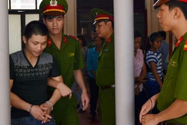 Giả là sinh viên y khoa, liên tục hãm hiếp thiếu nữ