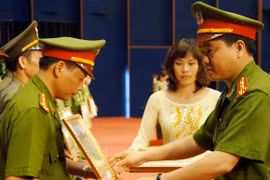 Nâng cao hình ảnh người công an ở cấp cơ sở