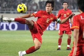 “Nhạc trưởng” Minh Phương tái xuất trong màu áo ĐTVN