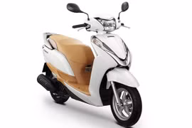 Super Dream 110 ế ẩm, Lead và SH đồng loạt tăng giá cuối năm
