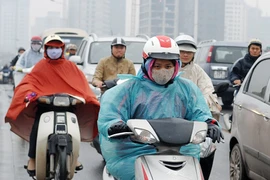 HN 13 độ, miền Bắc chìm trong mưa, rét