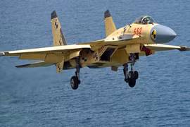 J-15 Trung Quốc không phải đối thủ của Su-30 MK2 