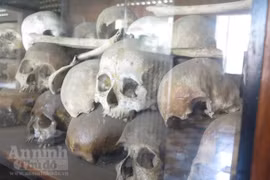 Cảnh ghê rợn ở địa ngục trần gian Tuol Sleng