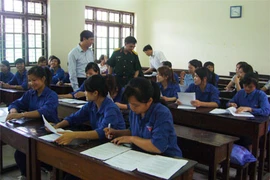 Chuẩn hóa chương trình, đa dạng hóa hình thức