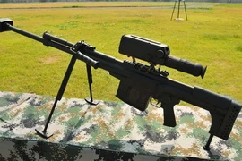 Cận cảnh QBU-10, súng bắn tỉa của hải quân đánh bộ TQ