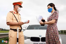 Trừ điểm giấy phép lái xe khi vi phạm nhằm nâng ý thức trách nhiệm người điều khiển phương tiện