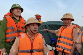 Cục Cảnh sát giao thông đôn đốc công tác phòng, chống cơn bão số 8 