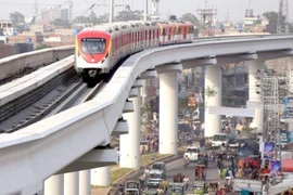 Đằng sau tuyến đường sắt đô thị của Pakistan từ vốn vay Trung Quốc 