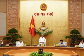 Đẩy nhanh tiến trình phục hồi kinh tế, phấn đấu đạt mức tăng trưởng từ 2,5 đến 3%