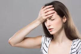 Chóng mặt và choáng váng: Phân biệt để tránh nhầm lẫn