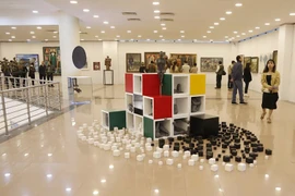 Sắc màu Triển lãm Mỹ thuật Việt Nam