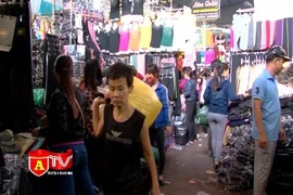 Nguy cơ xảy cháy chợ cao trong dịp Tết vì hàng hóa chất đống