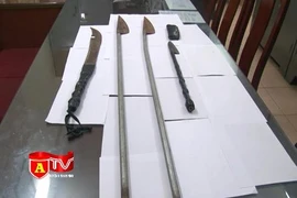 Xông vào tận nhà chém trọng thương gia chủ vì va chạm giao thông 