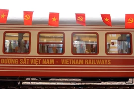 Chạy thử nghiệm tàu đưa đón cán bộ Hải Phòng đi làm