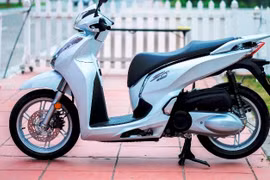 Honda triệu hồi hơn 1.300 xe tay ga SH300 hạng sang nhập khẩu