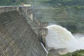 Thủy điện Thượng Nhật cố ý tích nước trái phép bị yêu cầu xử lý nghiêm