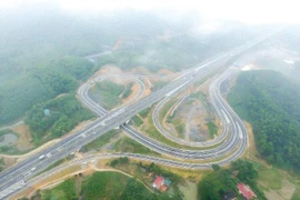 Sẽ đồng loạt khởi công ba cao tốc trọng điểm khu vực miền Tây trước 30-6-2023