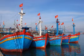 Phản đối lệnh cấm đánh bắt cá phi lý của Trung Quốc trên Biển Đông