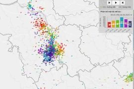 Hơn 7.000 cú sét đánh xuống Hà Nội sáng nay có bất thường?