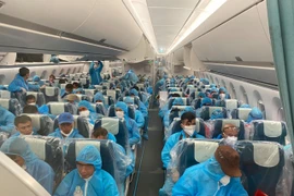 Cảnh giác lừa đảo bán vé máy bay đưa công dân Việt Nam về nước