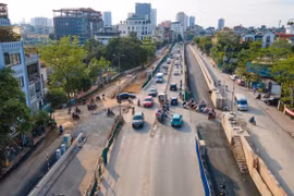 Lưu ý: Tổ chức lại giao thông đường Âu Cơ phục vụ thi công hạ cốt mở rộng đường