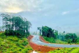 Bộ Giao thông nói gì về đề xuất bổ sung sân bay Măng Đen vào quy hoạch?