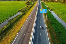 Đường Cao Lãnh- Lộ Tẻ- Rạch Sỏi chưa đủ điều kiện thu phí theo tiêu chuẩn cao tốc