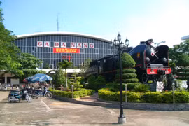 Kiến nghị mở 2 chuyến tàu đưa 10.000 người ở Đà Nẵng về Hà Nội và TP.HCM