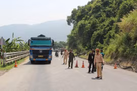 Cấm ô tô lưu thông trên quốc lộ 1 đoạn qua Đèo Cả, phương tiện đi lại thế nào?