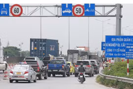 Sửa chữa mặt cầu Thanh Trì và đường vành đai 3, người tham gia giao thông cần lưu ý gì?