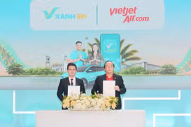 Vietjet "bắt tay" với Xanh SM, thúc đẩy giao thông bền vững giữa Việt Nam và Indonesia 