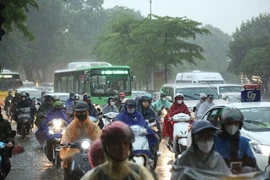 Bắc bộ tăng nhiệt vượt 38 độ C, chiều tối đề phòng giông nhiệt