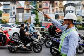 Cấm toàn bộ phương tiện từ Nghiêm Xuân Yêm rẽ phải vào Bằng Liệt