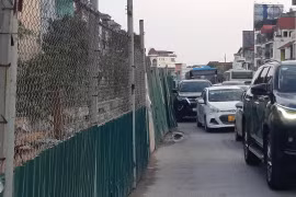 Hạ cốt, mở rộng đường Âu Cơ: Bao giờ mới xong để giải tỏa ùn tắc?