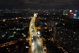 Hợp long đường vành đai 2 trên cao, dự kiến thông xe vào cuối năm nay