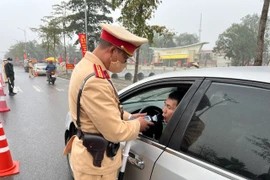 Gần 2.000 lái xe vi phạm nồng độ cồn bị xử lý trong ngày đầu nghỉ Tết Ất Tỵ