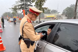 Lưu ý: Từ hôm nay 1-1, mức xử phạt nhiều lỗi vi phạm giao thông tăng rất mạnh